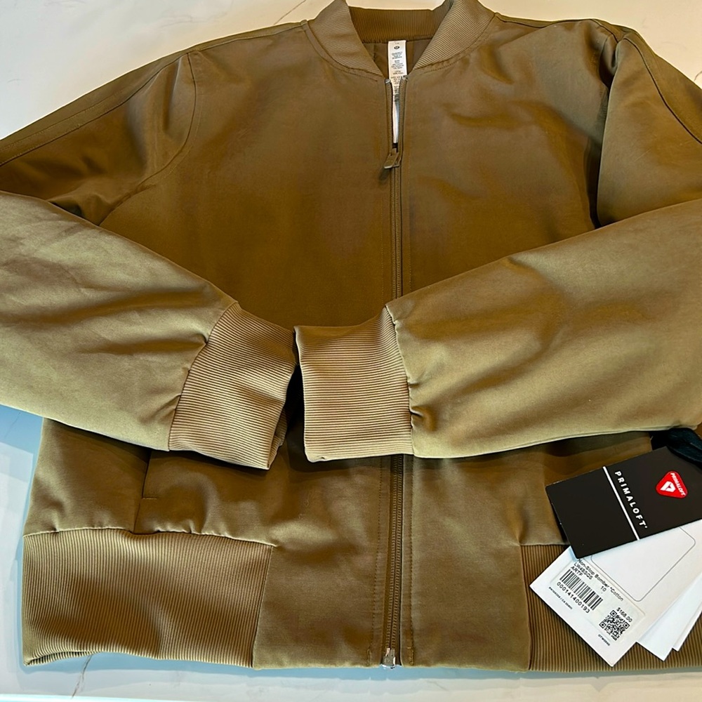 NWT Non Stop Bomber with Primaloft insulation